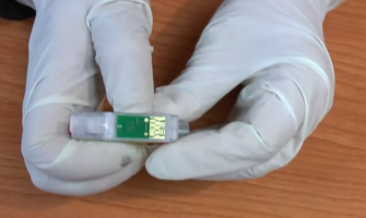 Cambio de chip de cartucho recargable